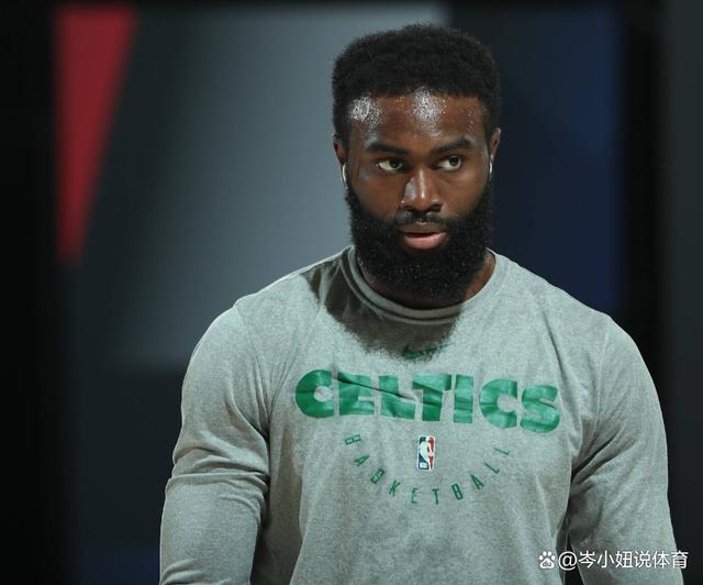 一侧面展现 一侧面展现